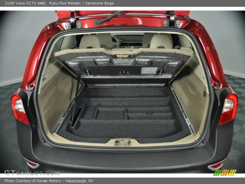 Ruby Red Metallic / Sandstone Beige 2008 Volvo XC70 AWD