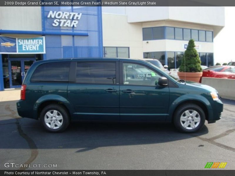 Melbourne Green Pearl / Medium Slate Gray/Light Shale 2009 Dodge Grand Caravan SE