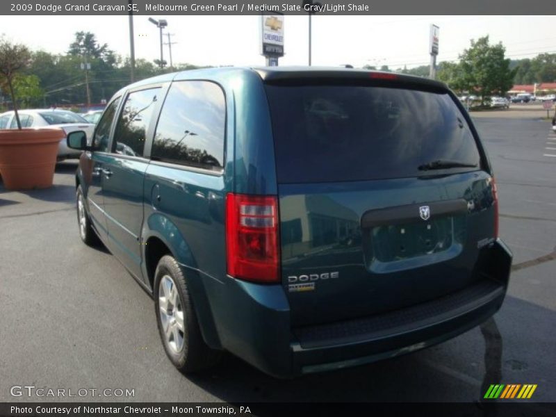 Melbourne Green Pearl / Medium Slate Gray/Light Shale 2009 Dodge Grand Caravan SE