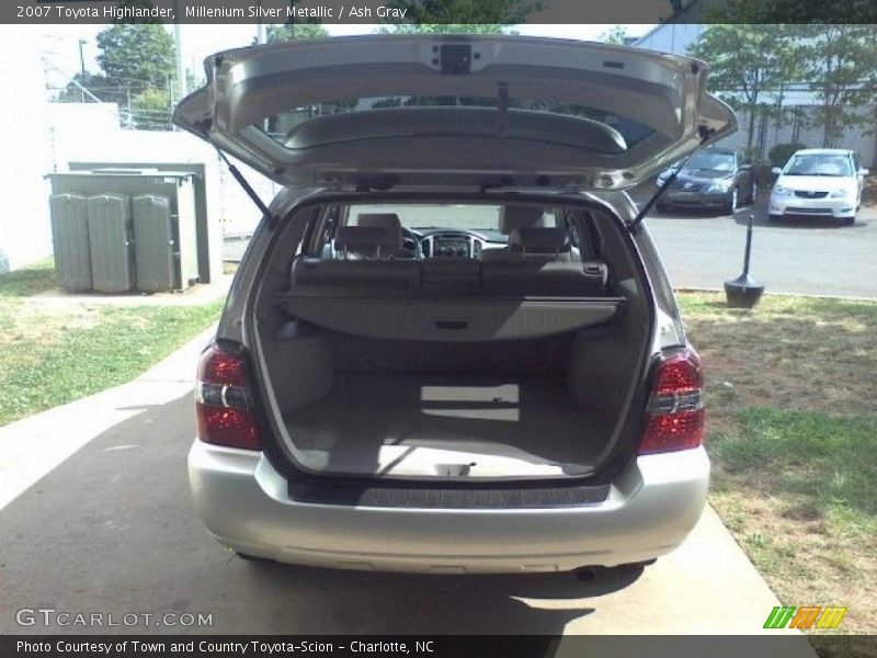 Millenium Silver Metallic / Ash Gray 2007 Toyota Highlander