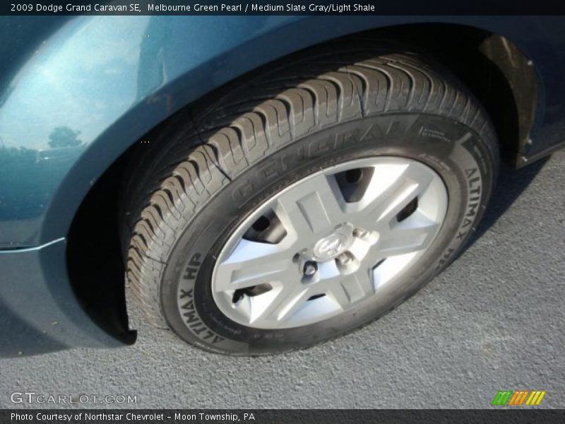 Melbourne Green Pearl / Medium Slate Gray/Light Shale 2009 Dodge Grand Caravan SE