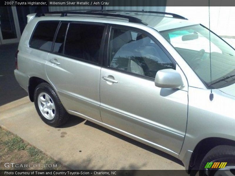Millenium Silver Metallic / Ash Gray 2007 Toyota Highlander