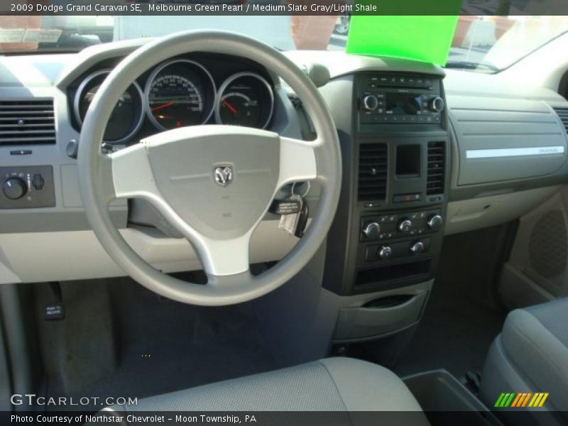 Melbourne Green Pearl / Medium Slate Gray/Light Shale 2009 Dodge Grand Caravan SE
