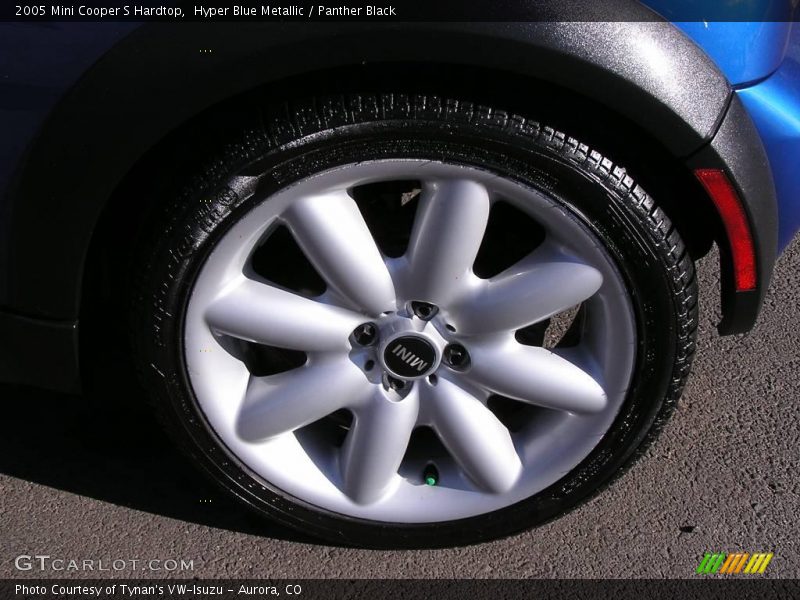 Hyper Blue Metallic / Panther Black 2005 Mini Cooper S Hardtop