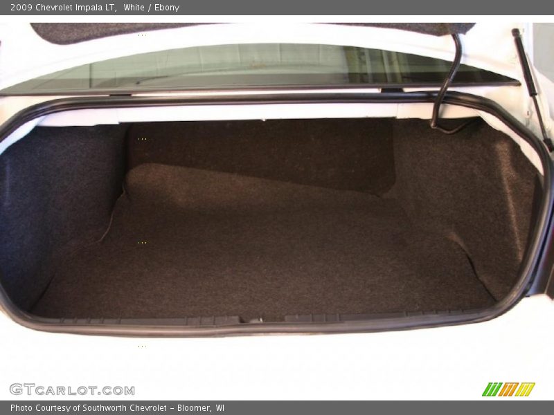 White / Ebony 2009 Chevrolet Impala LT