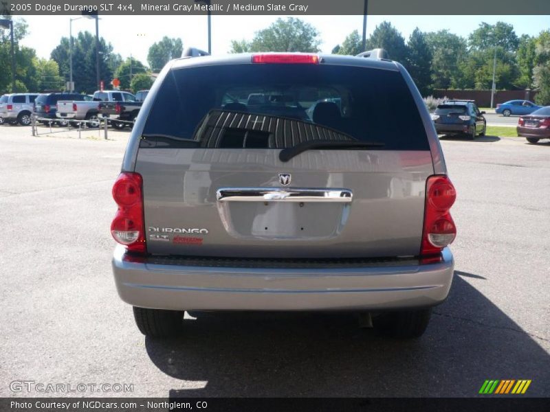 Mineral Gray Metallic / Medium Slate Gray 2005 Dodge Durango SLT 4x4