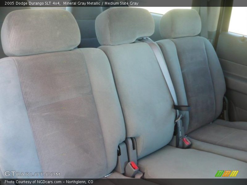 Mineral Gray Metallic / Medium Slate Gray 2005 Dodge Durango SLT 4x4