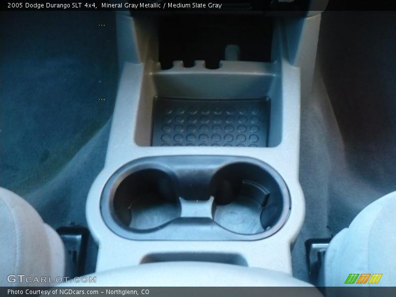 Mineral Gray Metallic / Medium Slate Gray 2005 Dodge Durango SLT 4x4