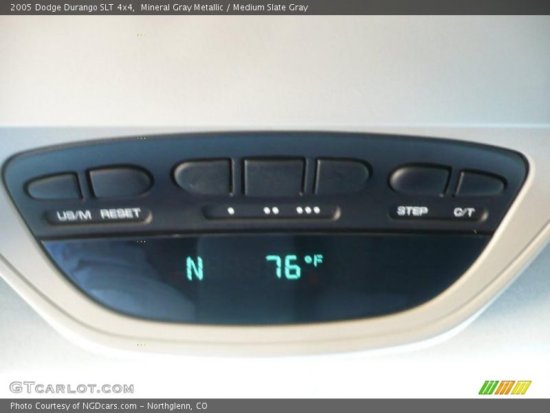 Mineral Gray Metallic / Medium Slate Gray 2005 Dodge Durango SLT 4x4