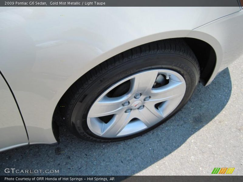 Gold Mist Metallic / Light Taupe 2009 Pontiac G6 Sedan