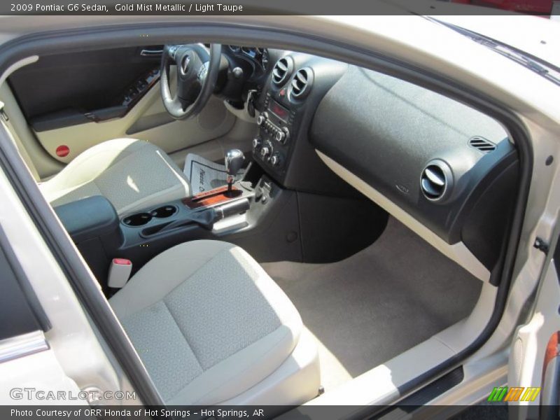 Gold Mist Metallic / Light Taupe 2009 Pontiac G6 Sedan