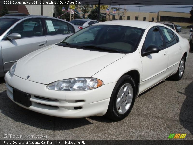 Stone White / Dark Slate Gray 2002 Dodge Intrepid SE