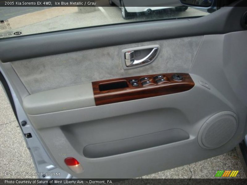Ice Blue Metallic / Gray 2005 Kia Sorento EX 4WD