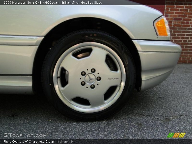  1999 C 43 AMG Sedan Wheel