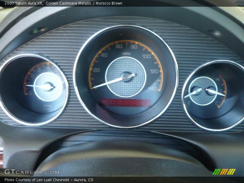 Golden Cashmere Metallic / Morocco Brown 2007 Saturn Aura XR