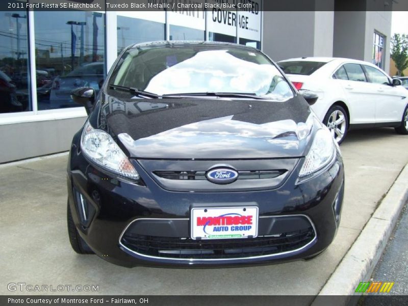 Tuxedo Black Metallic / Charcoal Black/Blue Cloth 2011 Ford Fiesta SE Hatchback