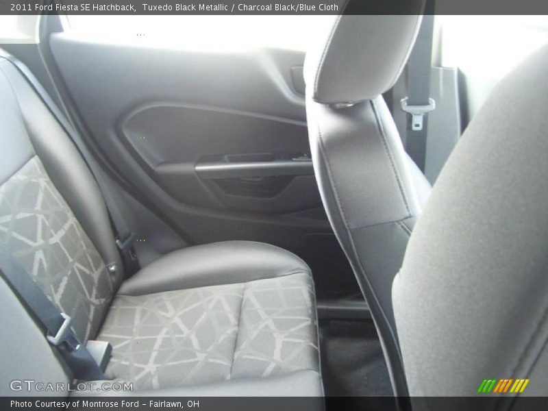 Tuxedo Black Metallic / Charcoal Black/Blue Cloth 2011 Ford Fiesta SE Hatchback