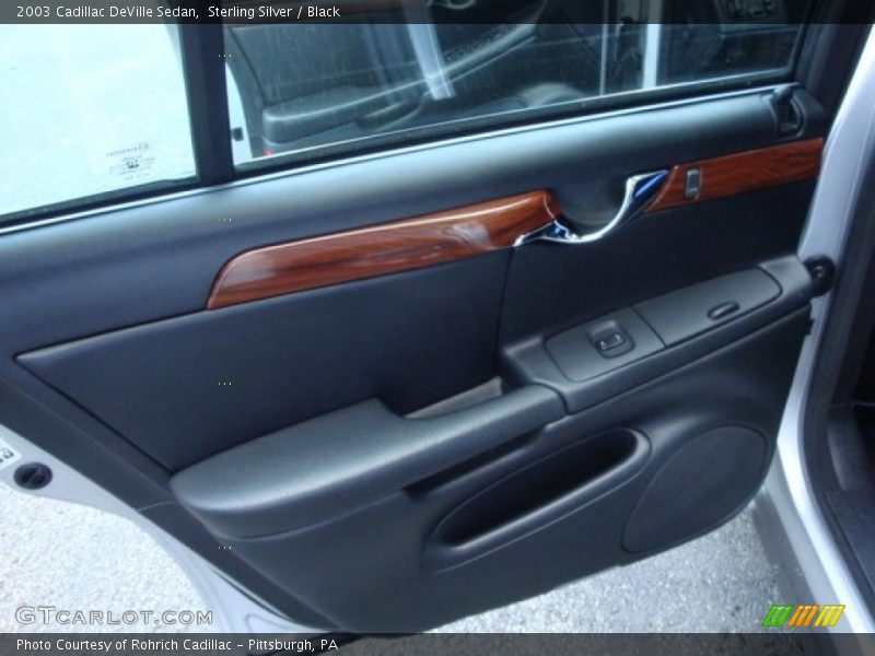 Sterling Silver / Black 2003 Cadillac DeVille Sedan