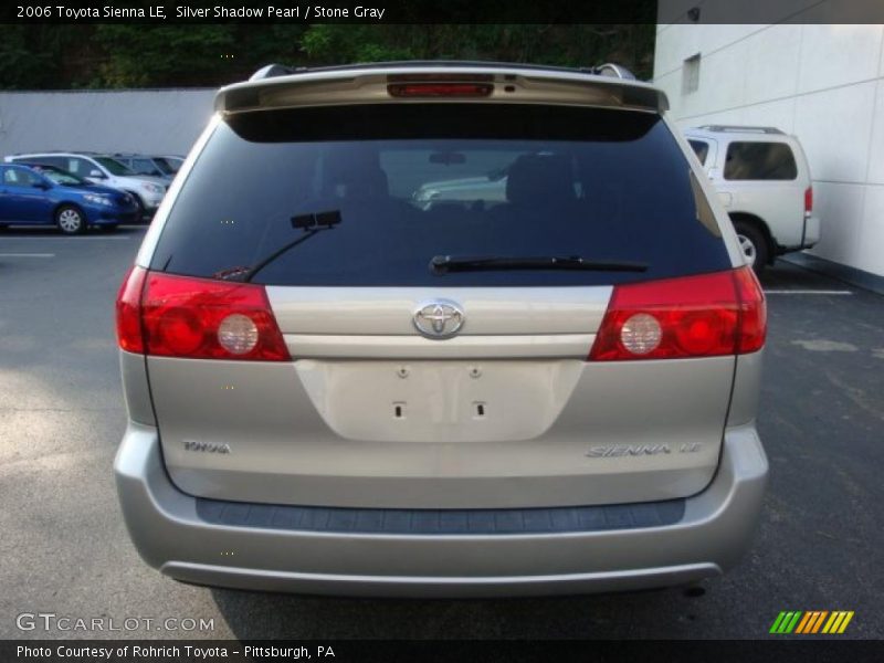 Silver Shadow Pearl / Stone Gray 2006 Toyota Sienna LE