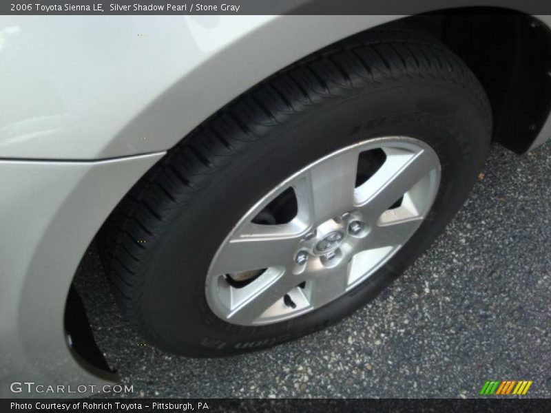 Silver Shadow Pearl / Stone Gray 2006 Toyota Sienna LE