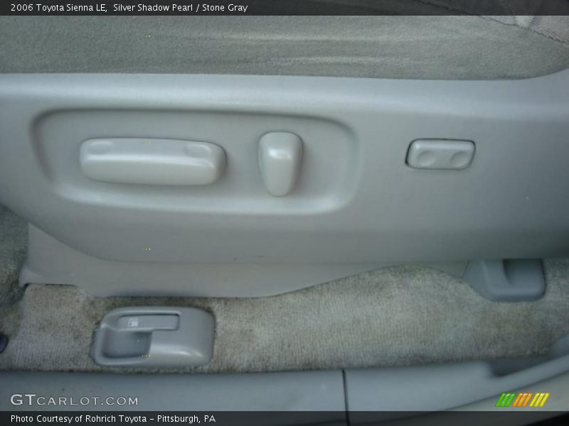 Silver Shadow Pearl / Stone Gray 2006 Toyota Sienna LE