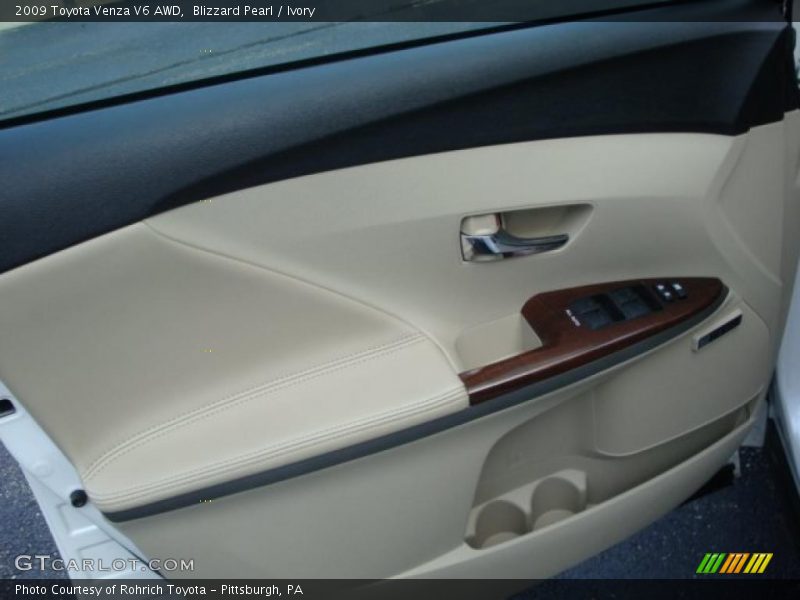 Blizzard Pearl / Ivory 2009 Toyota Venza V6 AWD