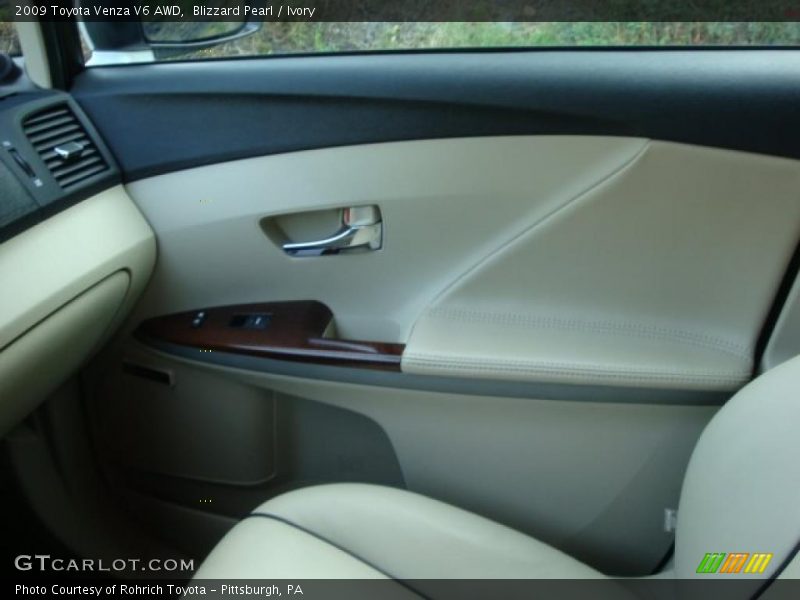 Blizzard Pearl / Ivory 2009 Toyota Venza V6 AWD