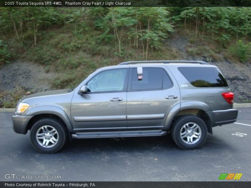 Phantom Gray Pearl / Light Charcoal 2005 Toyota Sequoia SR5 4WD
