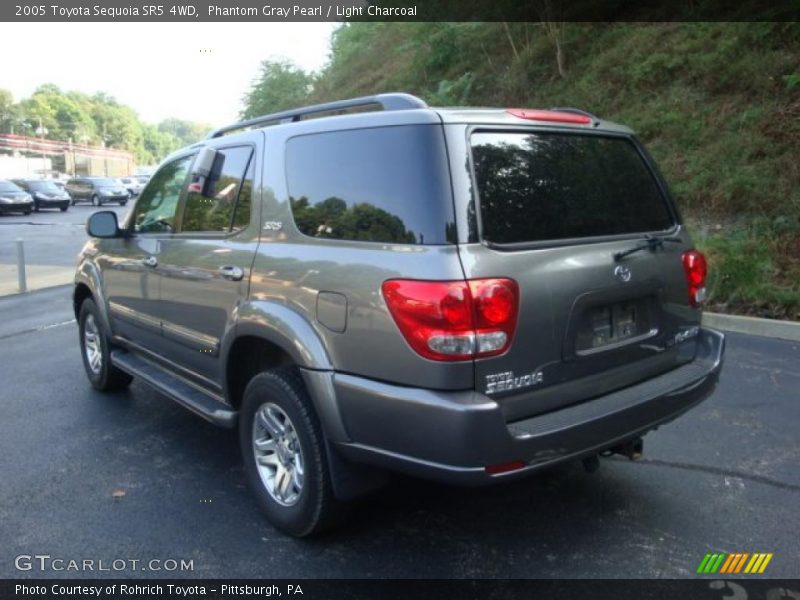 Phantom Gray Pearl / Light Charcoal 2005 Toyota Sequoia SR5 4WD