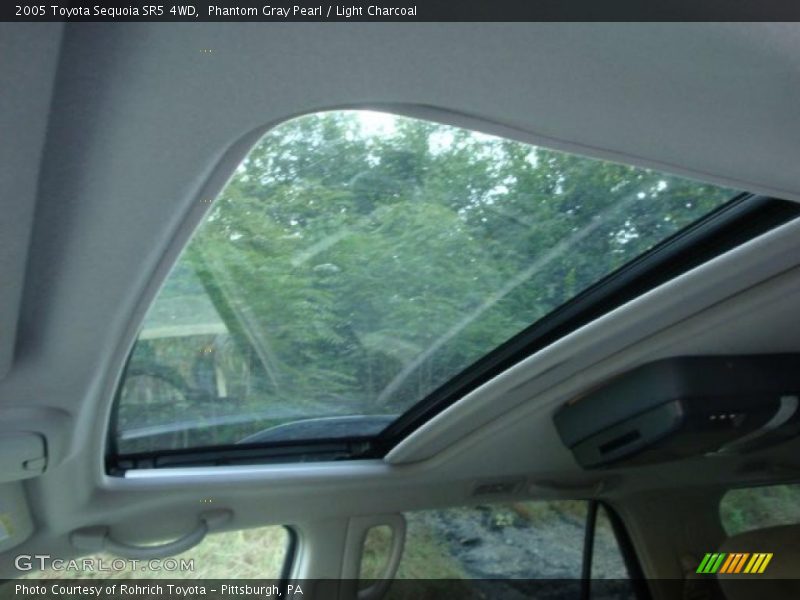 Phantom Gray Pearl / Light Charcoal 2005 Toyota Sequoia SR5 4WD