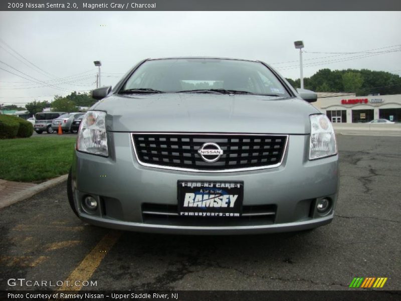 Magnetic Gray / Charcoal 2009 Nissan Sentra 2.0