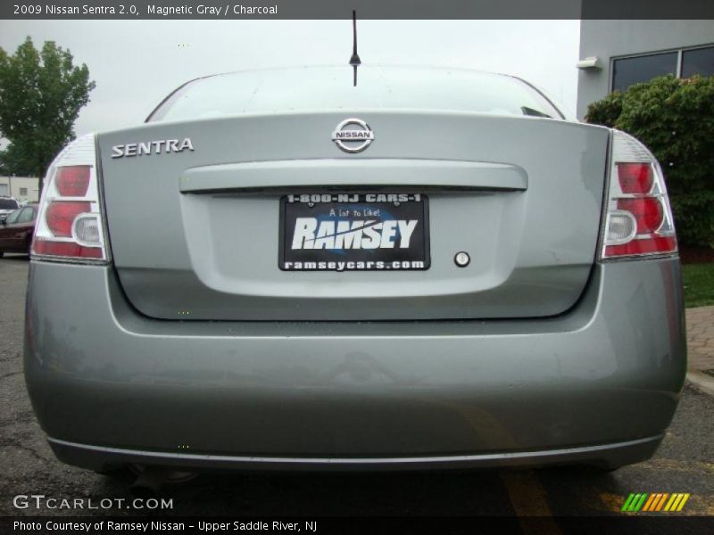 Magnetic Gray / Charcoal 2009 Nissan Sentra 2.0