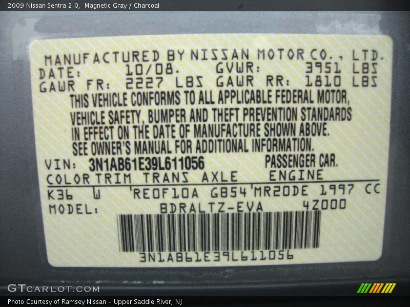Magnetic Gray / Charcoal 2009 Nissan Sentra 2.0