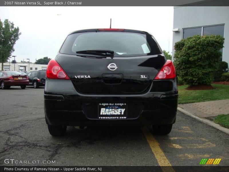 Super Black / Charcoal 2007 Nissan Versa SL