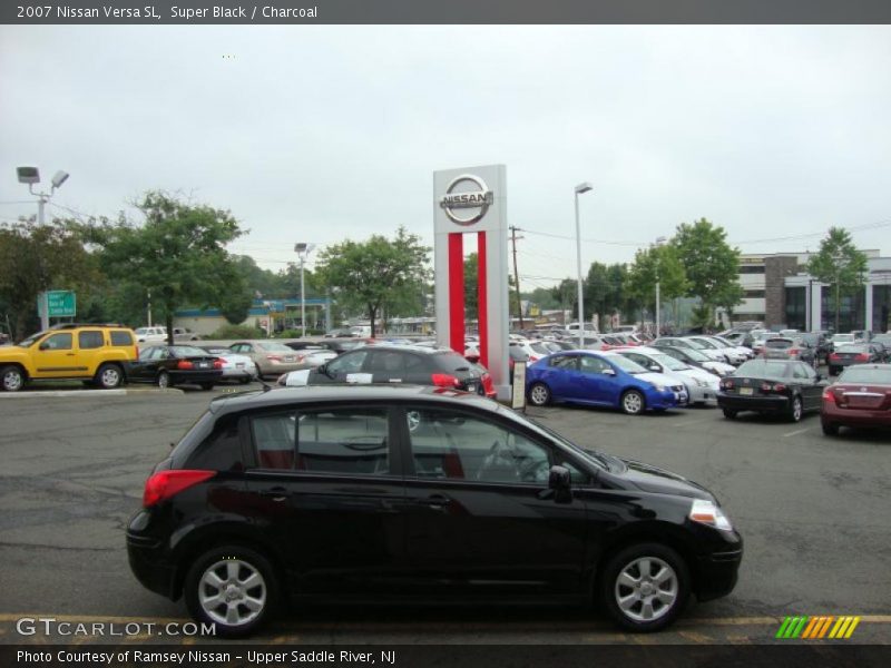 Super Black / Charcoal 2007 Nissan Versa SL