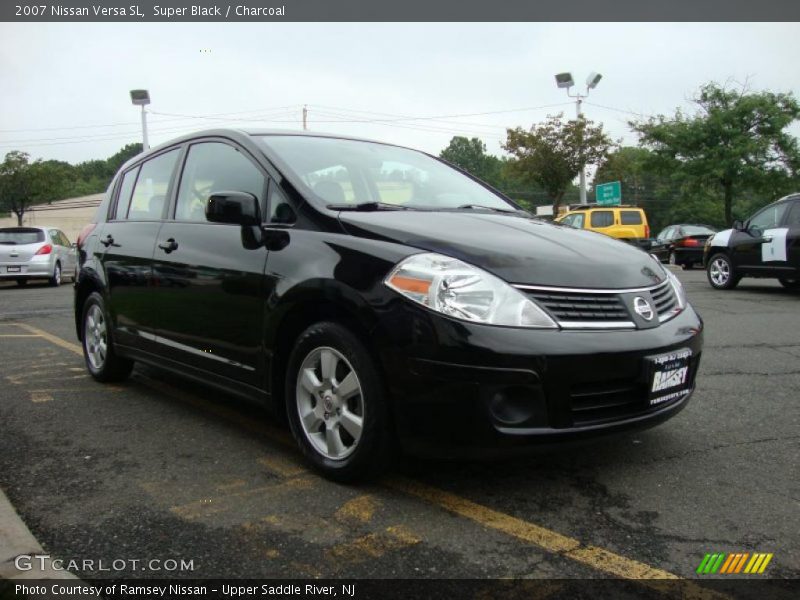 Super Black / Charcoal 2007 Nissan Versa SL