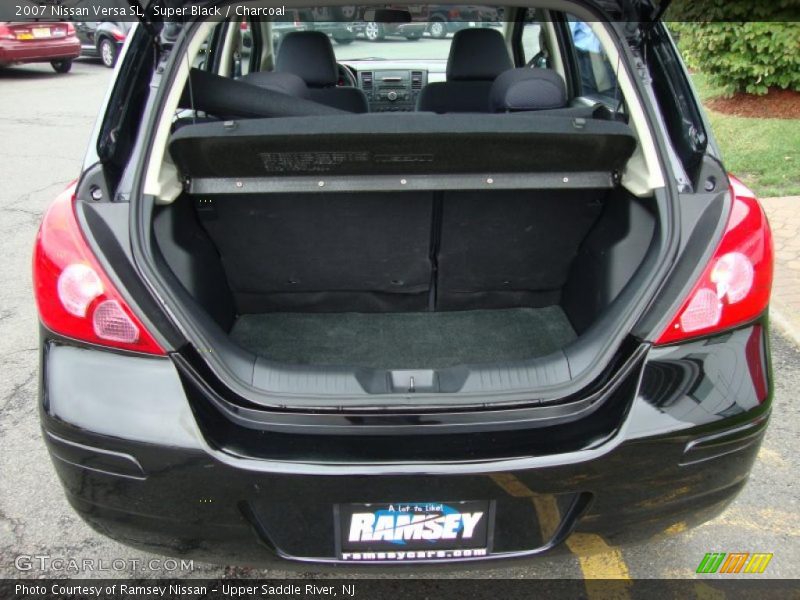 Super Black / Charcoal 2007 Nissan Versa SL