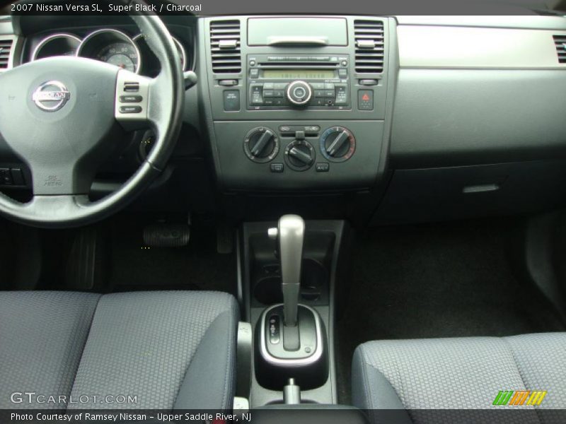 Super Black / Charcoal 2007 Nissan Versa SL