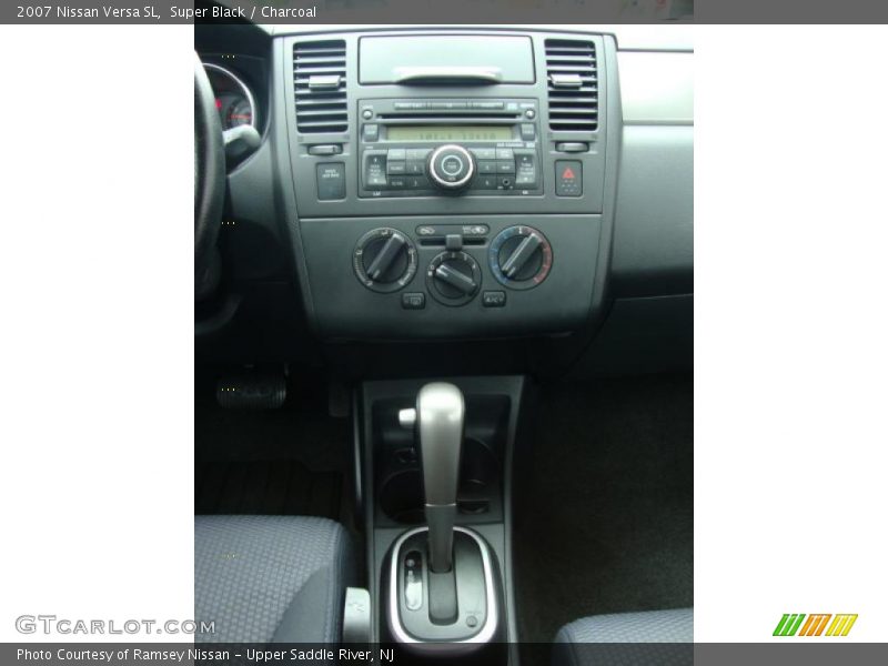 Super Black / Charcoal 2007 Nissan Versa SL