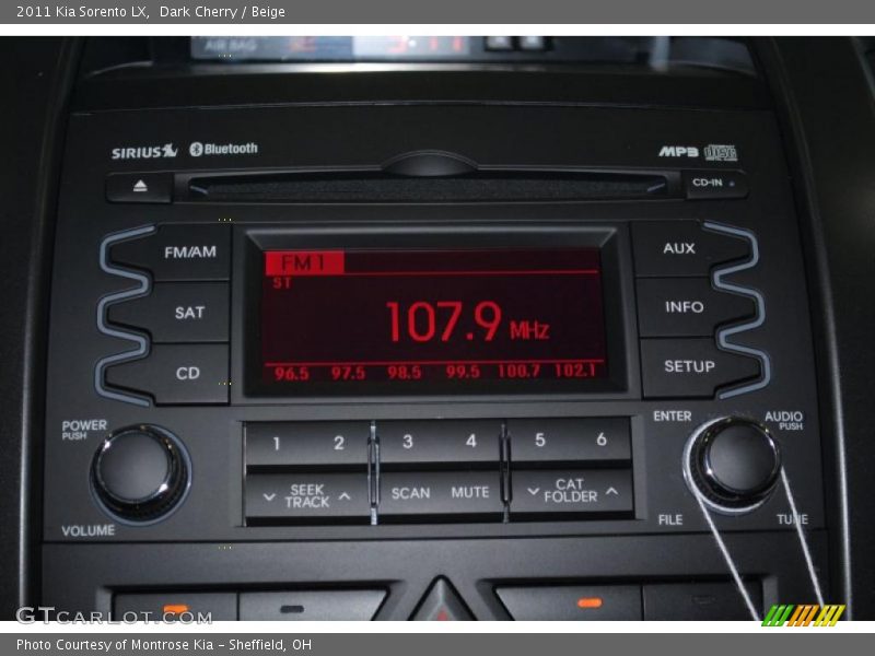 Dark Cherry / Beige 2011 Kia Sorento LX