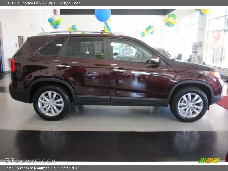 Dark Cherry / Black 2011 Kia Sorento LX V6