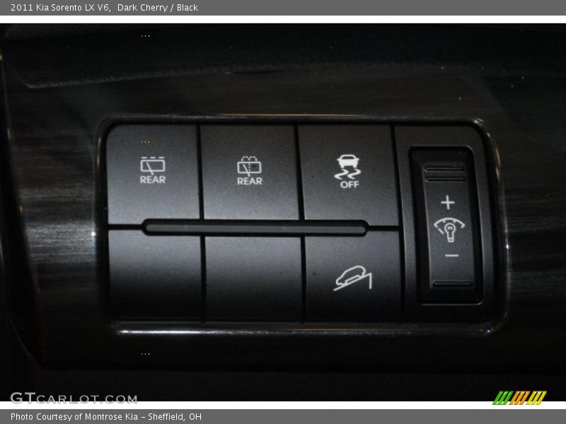 Dark Cherry / Black 2011 Kia Sorento LX V6