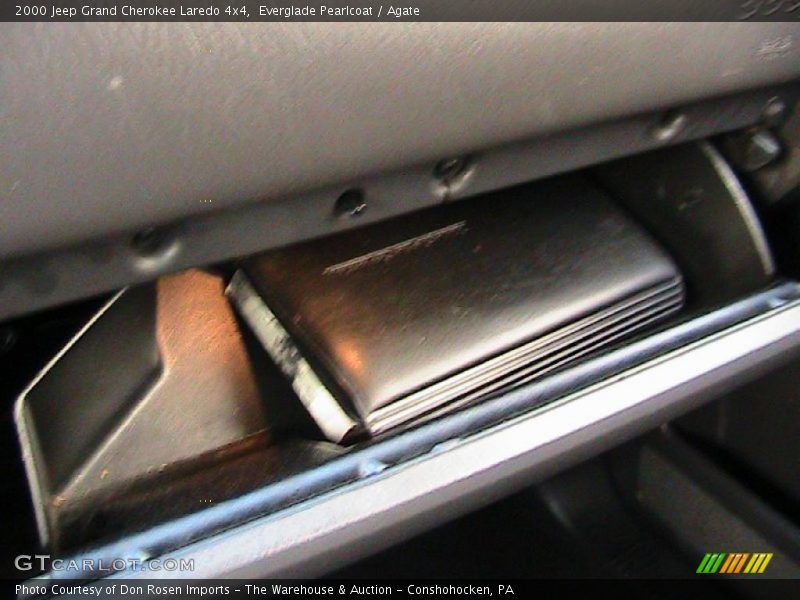 Everglade Pearlcoat / Agate 2000 Jeep Grand Cherokee Laredo 4x4