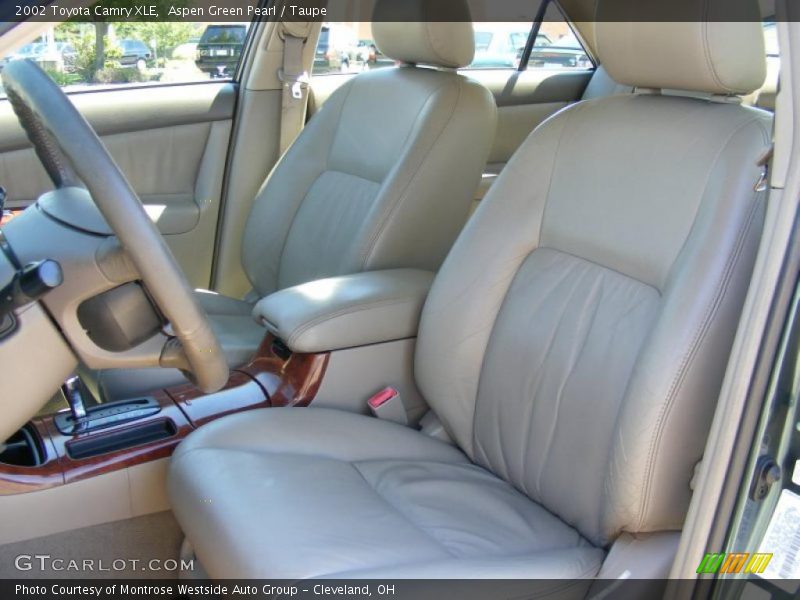 Aspen Green Pearl / Taupe 2002 Toyota Camry XLE