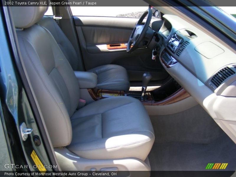 Aspen Green Pearl / Taupe 2002 Toyota Camry XLE