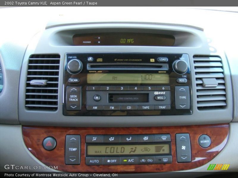 Aspen Green Pearl / Taupe 2002 Toyota Camry XLE