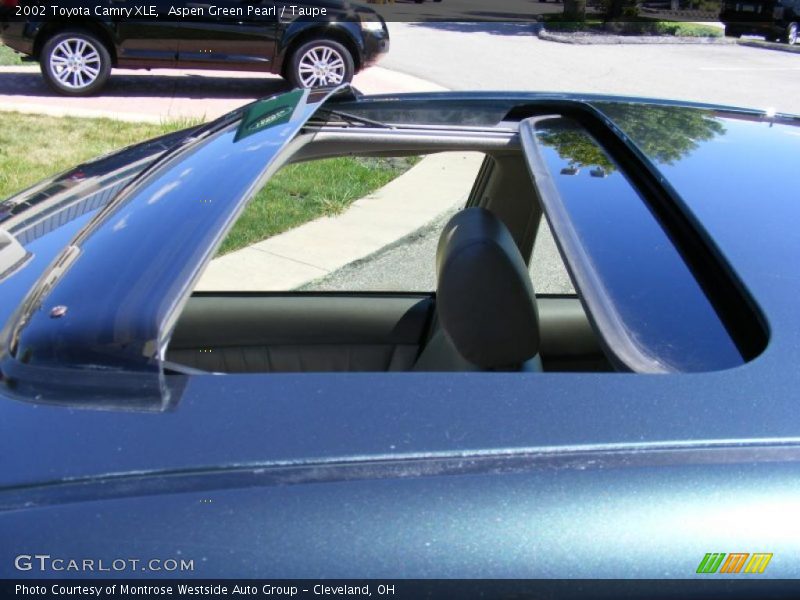 Aspen Green Pearl / Taupe 2002 Toyota Camry XLE