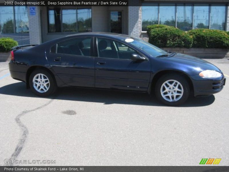 Deep Sapphire Blue Pearlcoat / Dark Slate Gray 2002 Dodge Intrepid SE
