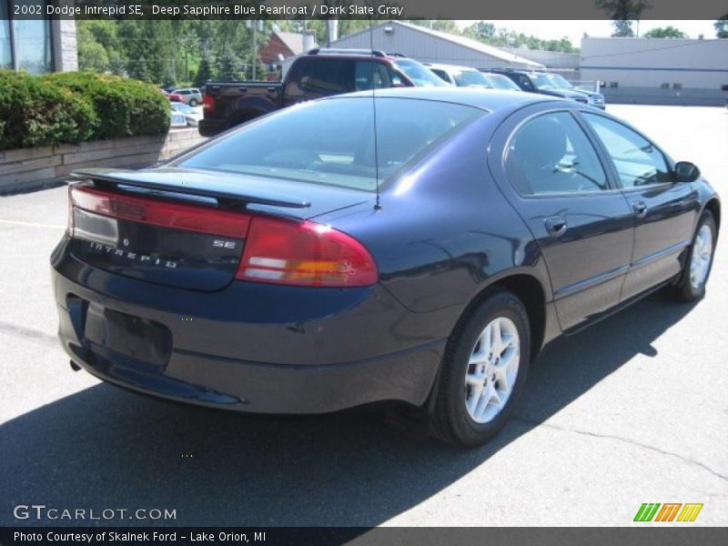 Deep Sapphire Blue Pearlcoat / Dark Slate Gray 2002 Dodge Intrepid SE