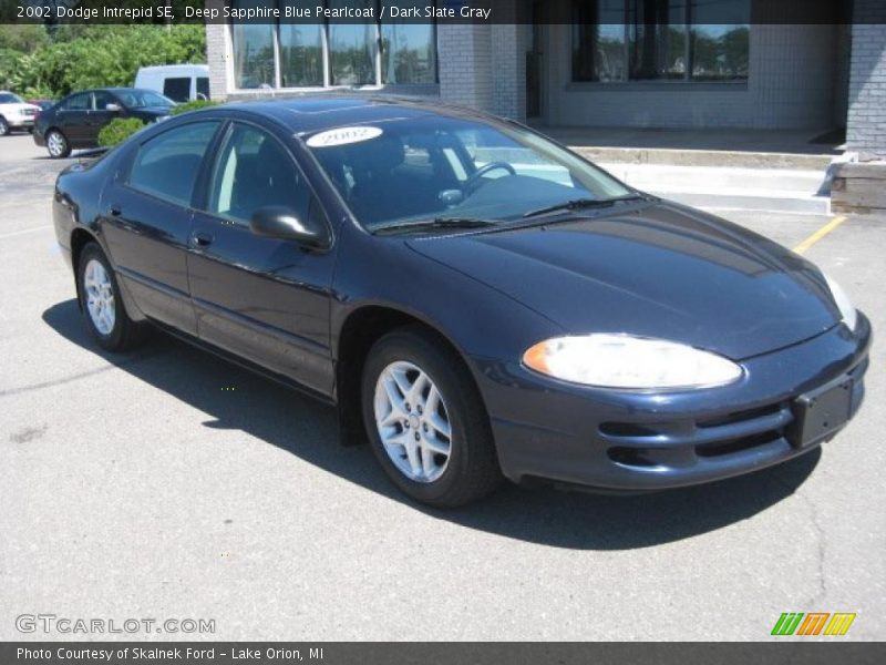 Deep Sapphire Blue Pearlcoat / Dark Slate Gray 2002 Dodge Intrepid SE